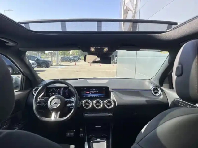 Mercedes Gla 200 d — photo 11