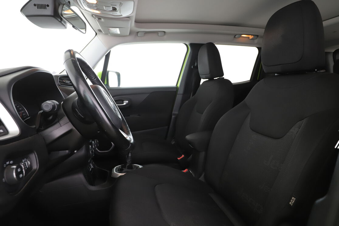 Jeep Renegade 1.6 E.torQ Evo South Beach — photo 9