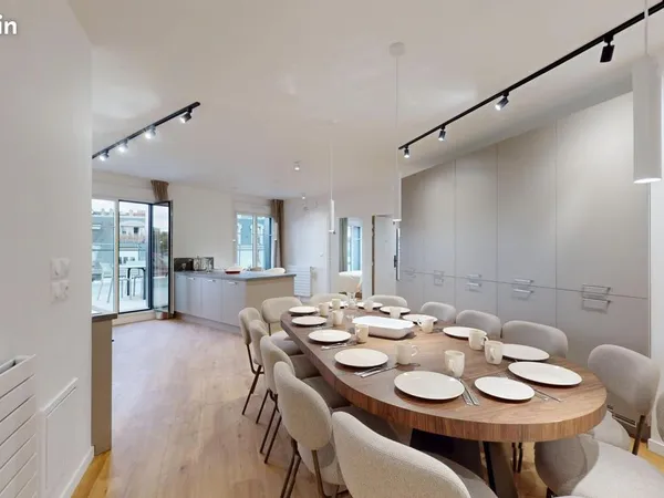 Appartement 1 pièce 81 m²