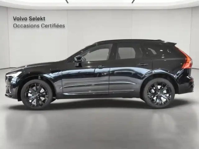 Volvo Xc60 t6 hybride rechargeable 253 + 145ch black edition geartronic 8 awd — photo 32
