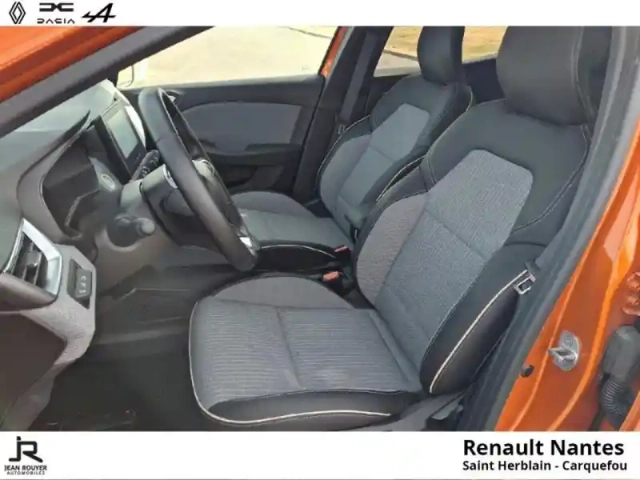 Renault Clio 1.0 tce 90ch techno - 25 — photo 11