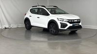 Dacia Sandero 1.0 TCe 90ch Stepway Essential -24 — photo 3