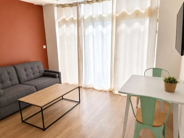 A LOUER - Studio meublé Bordeaux Bastide