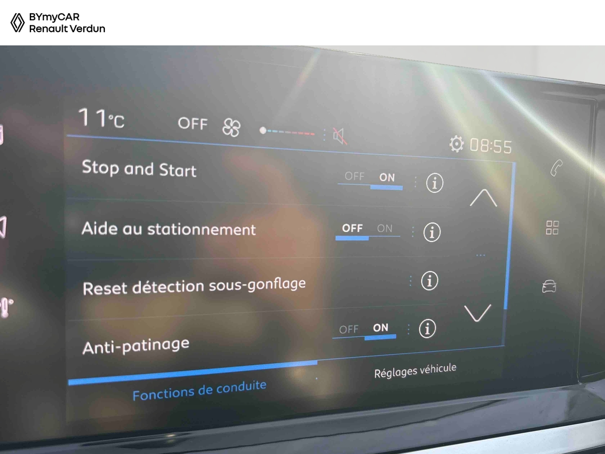 Peugeot 208 PureTech 100 S&amp;S EAT8 — photo 12