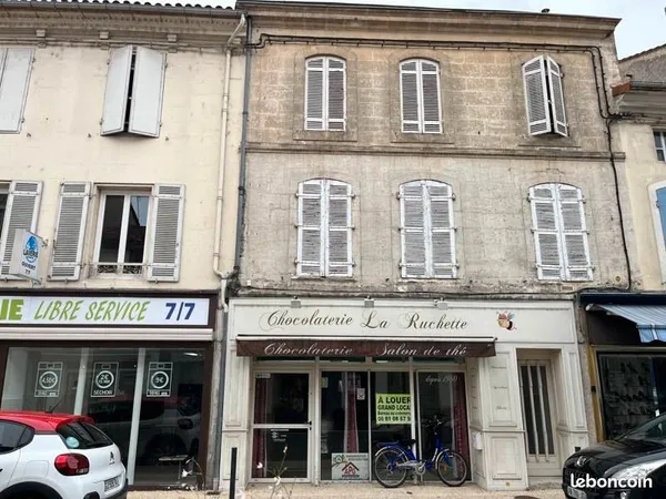 Immeuble 364 m²
