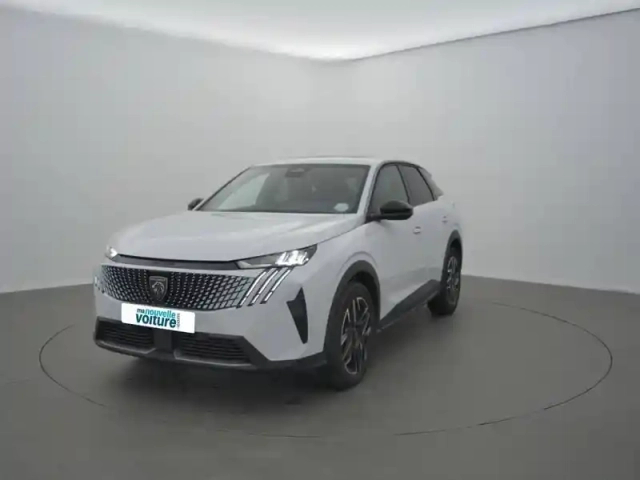 Peugeot 3008 hybrid 136 e-dcs6