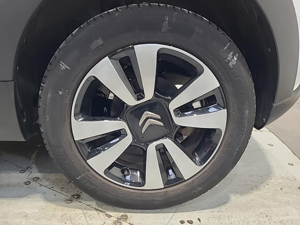 Citroën C3 puretech 110 s&s eat6 shine — photo 16