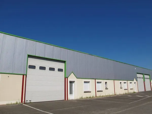 Local d'activité 575 m²