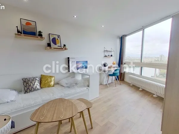 Appartement 6 pièces 93 m²