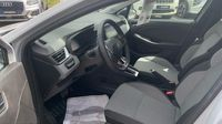 Renault Clio 1.6 E-Tech 145ch full hybrid Evolution - 24 — photo 12