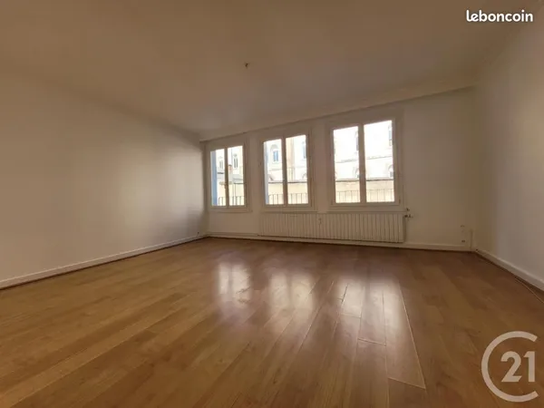 Appartement 6 pièces 79 m²