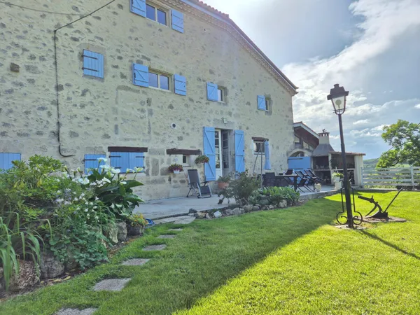 charmante maison de campagne