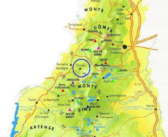 Maison pour location saisonnière à Orcival