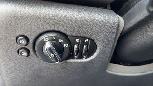 Mini Mini 1.5 One 102 - One – 2018 – 46612 km – Essence – Boîte Manuelle — photo 24