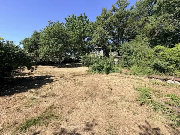 Terrain à bâtir 1473 m²