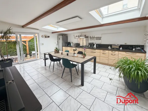 Maison 6 pièces 120 m²