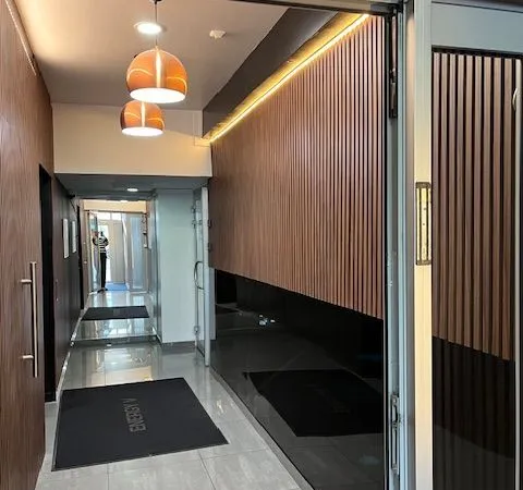 Bureau et espace de travail Location Saint-Ouen-sur-Seine  135m² 3388€