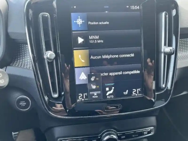 Volvo Xc40 t2 129ch r-design geartronic 8 — photo 15