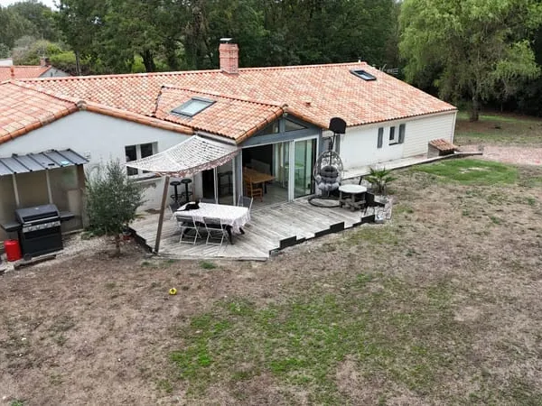 Maison St Christophe Du Ligneron 7 pièce(s) 151 m2