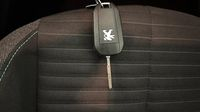 Peugeot 208 1.2 PureTech 100ch S&S Allure 118g — photo 16