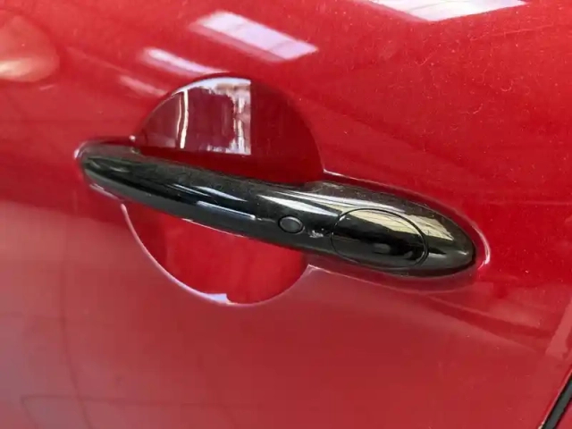 Mini Mini hatch 5 portes cooper 136 ch dkg7 — photo 15