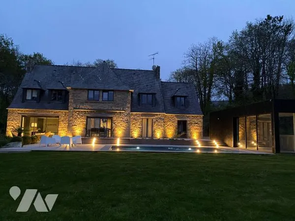 Maison 8 pièces 210 m²