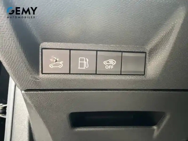 Peugeot 3008 plug-in hybrid 195 e-dcs7 — photo 19