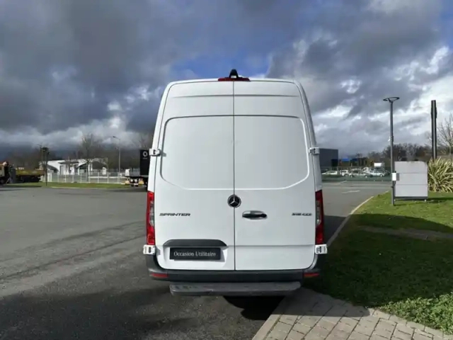 Mercedes Sprinter 315 cdi fourgon toit sureleve long — photo 4