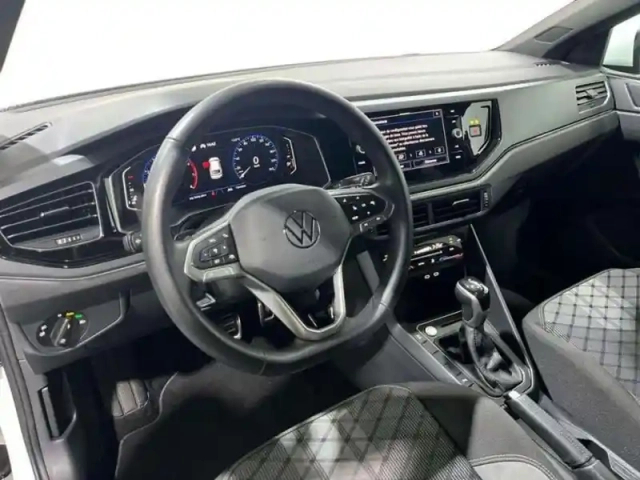 Volkswagen Taigo 1.0 tsi 116 dsg7 r-line edition — photo 9