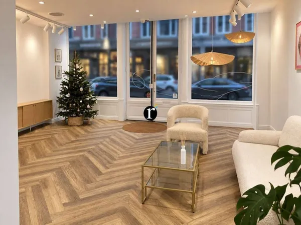 Local commercial 147 m²