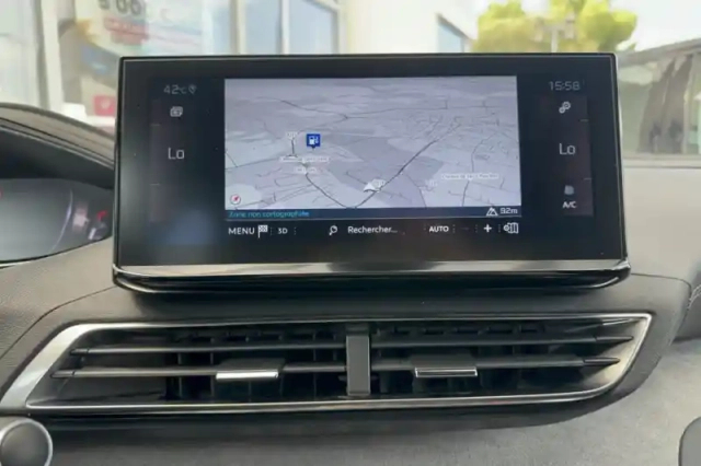 Peugeot 5008 puretech 180ch s&amp;s eat8 — photo 18