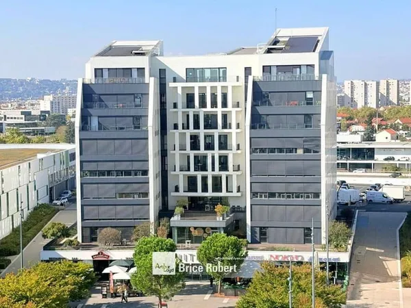Bureaux 1512 m²
