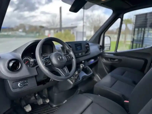 Mercedes Sprinter 315 cdi fourgon toit sureleve long — photo 17