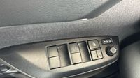 Toyota Yaris Cross 116h Design MY22 — photo 30