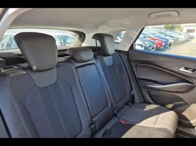 Opel Grandland 1.2 turbo hybrid 136ch gs e-dct6 — photo 11