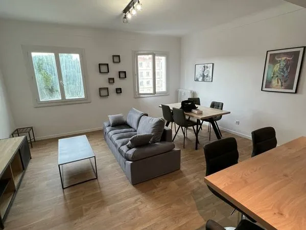 Coloc centre Nîmes - 2 chambres neuves dispo - tout inclus, sans frais d'agence
