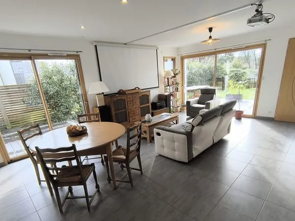 Maison contemporaine 5 pièces à Châteaubourg