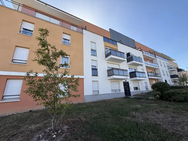 Appartement type F2 - MEAUX CENTRE - Ref 2298