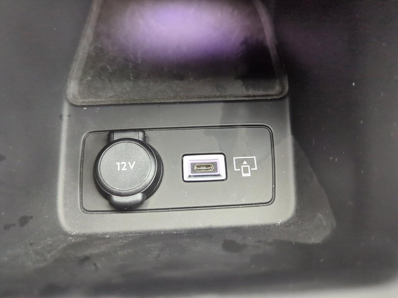 Peugeot 308 phev 180 e-eat8 allure pack — photo 30