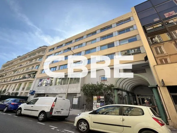 Bureaux 220 m²