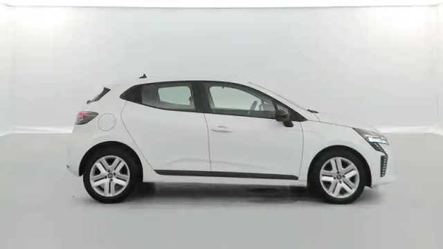 Renault Clio tce 90 — photo 20