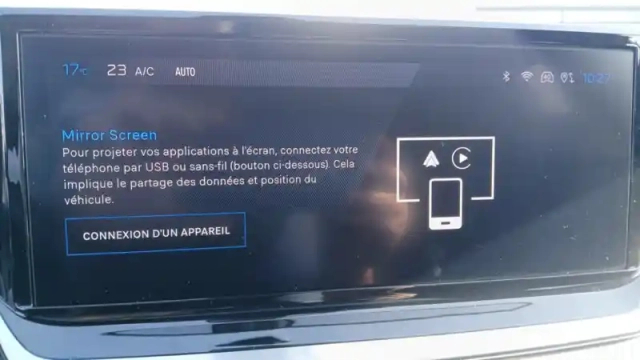 Peugeot 2008 hybrid 136 e-dcs6 — photo 101