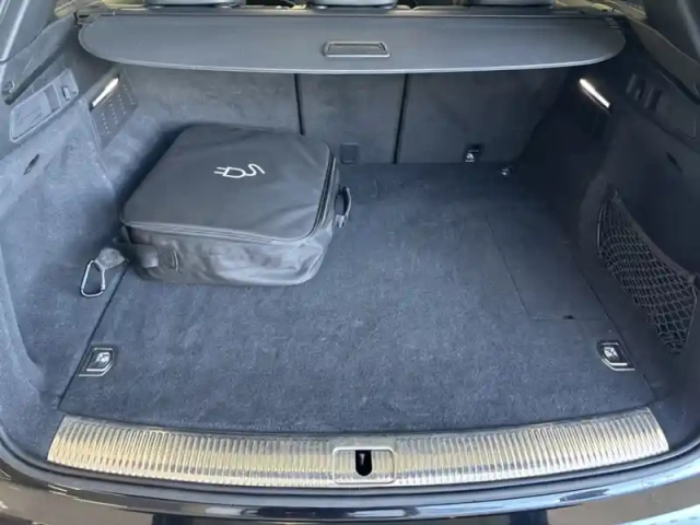 Audi Q5 55 tfsi e quattro s line 2.0 3 — photo 10