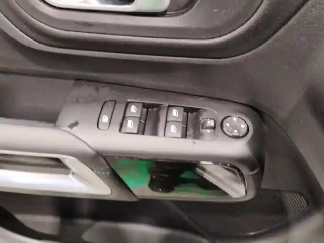 Citroën C5 Aircross hybride rechargeable 225 e-eat8 shine — photo 20