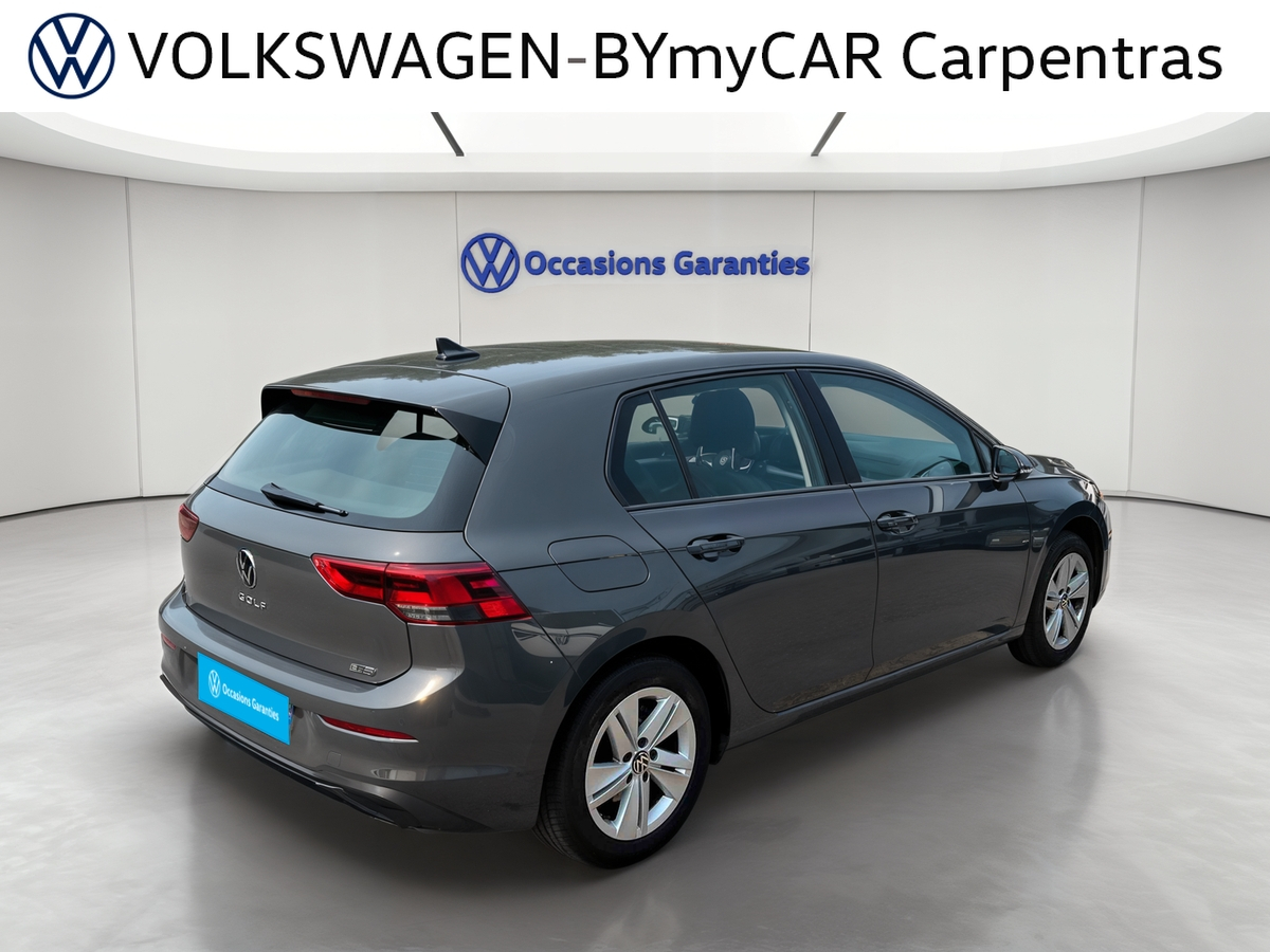 Volkswagen Golf 1.0 eTSI OPF 110 DSG7 — photo 5