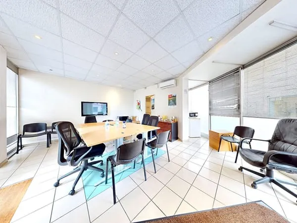 Local commercial Puteaux 30,84 m2
