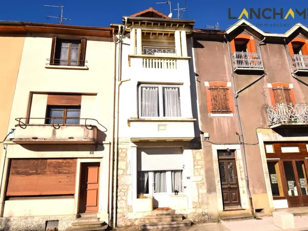 Maison sur les quais du Rhône
