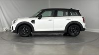 Mini Countryman Cooper 136ch Essential BVA7 — photo 7