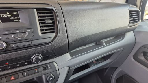 Peugeot Expert VU 2.0 HDi 145 EAT8 - Premium Standard – 2023 – 98000 km – Diesel – Boîte Automatique — photo 17