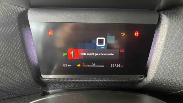 Citroën C4 puretech 130 s&amp;s bvm6 — photo 18